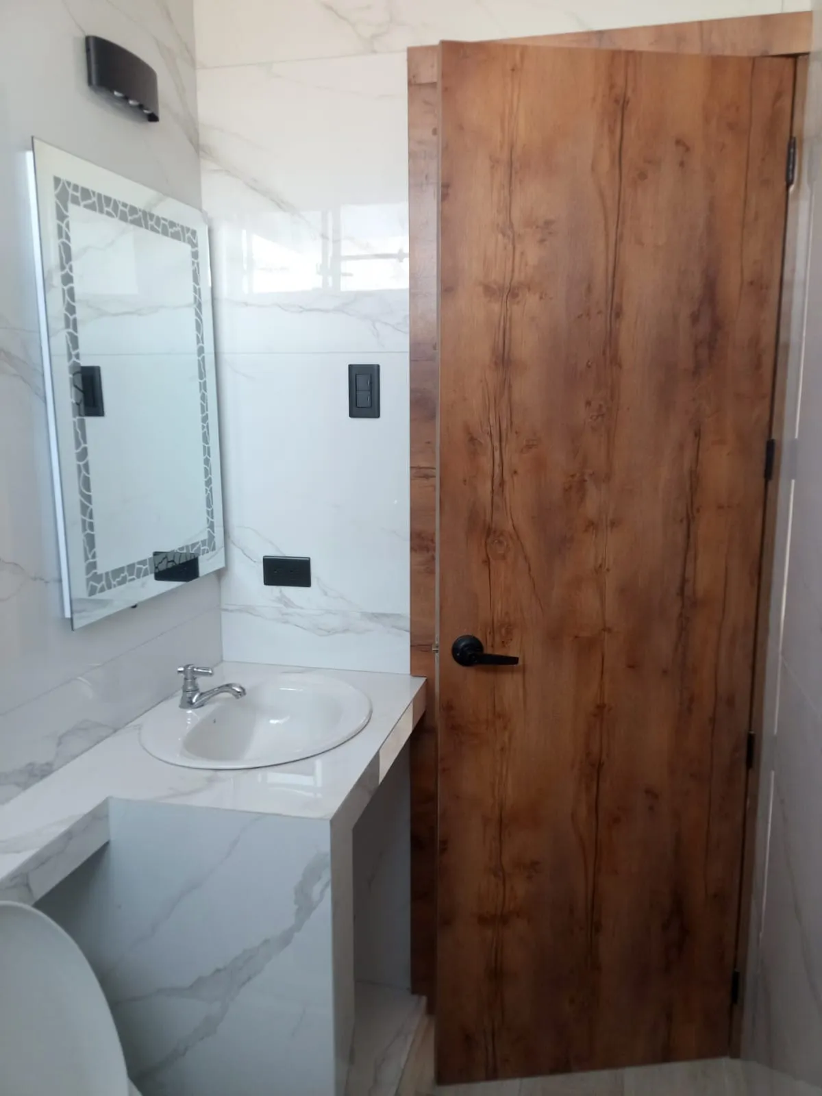 mini suites amoblada guayaquil baño